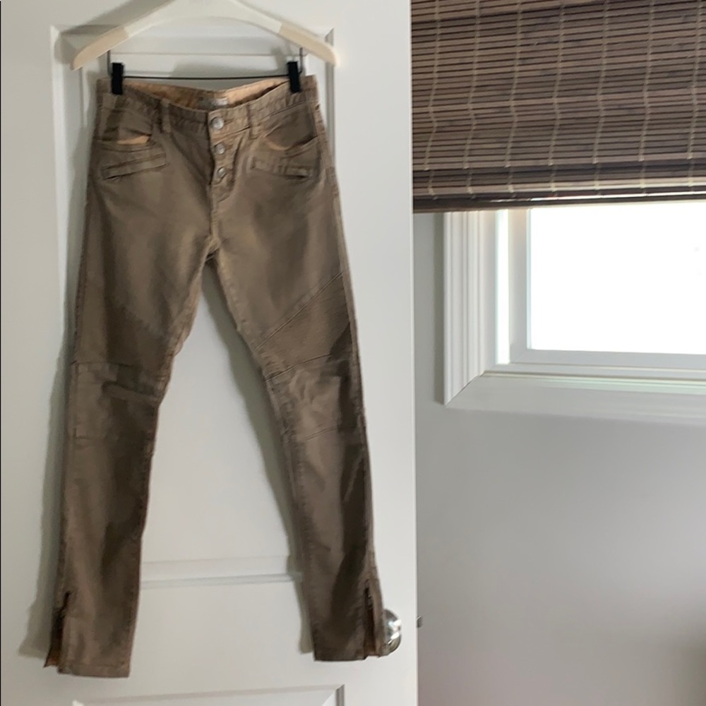 Free people distressed pants.